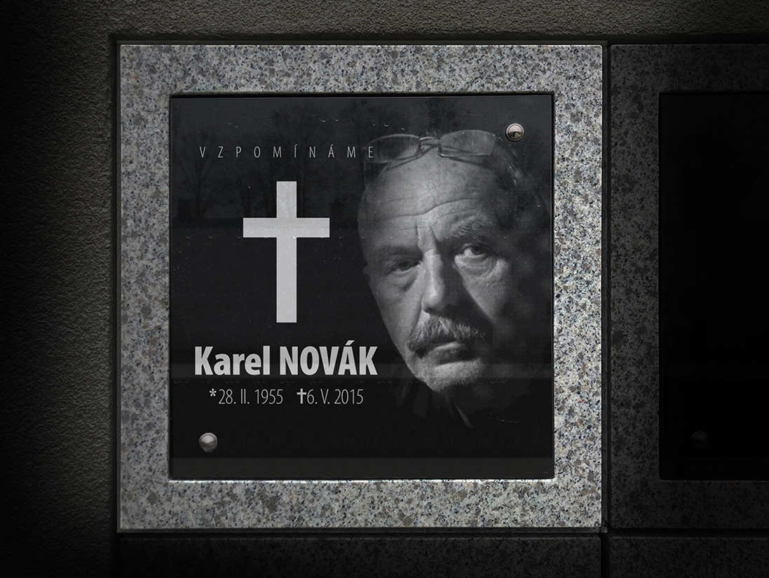 Skleněný náhrobek - Desky do kolumbárií
