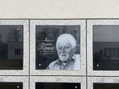 Placa de vidrio para columbario