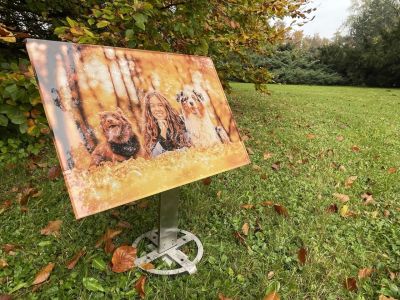 Placa conmemorativa con soporte